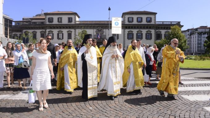 giornata creato 2015 piazza fontana