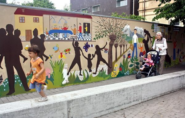 Bresso murales Family2012