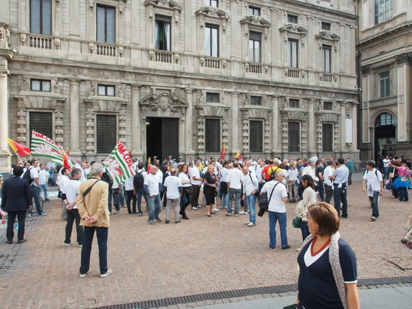 manifestazione Nokia-Siemens