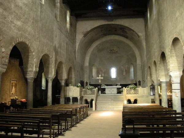 La Basilica di Agliate