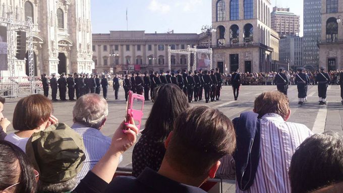 ingresso Delpini piazza