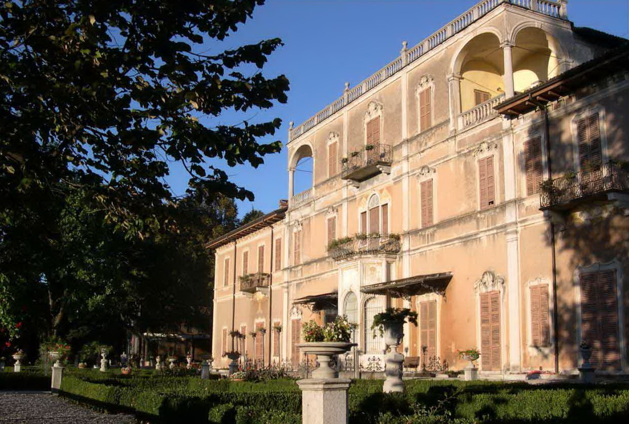 Villa-Cagnola-esterno