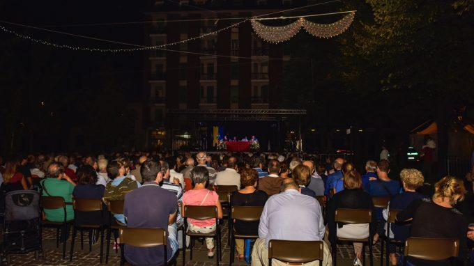 Cesano Boscone Delpini Salotto culturale