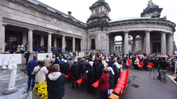 Delpini Messa Cimitero Maggiore (6)