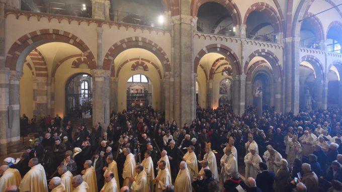 pontificale sant ambrogio (C)