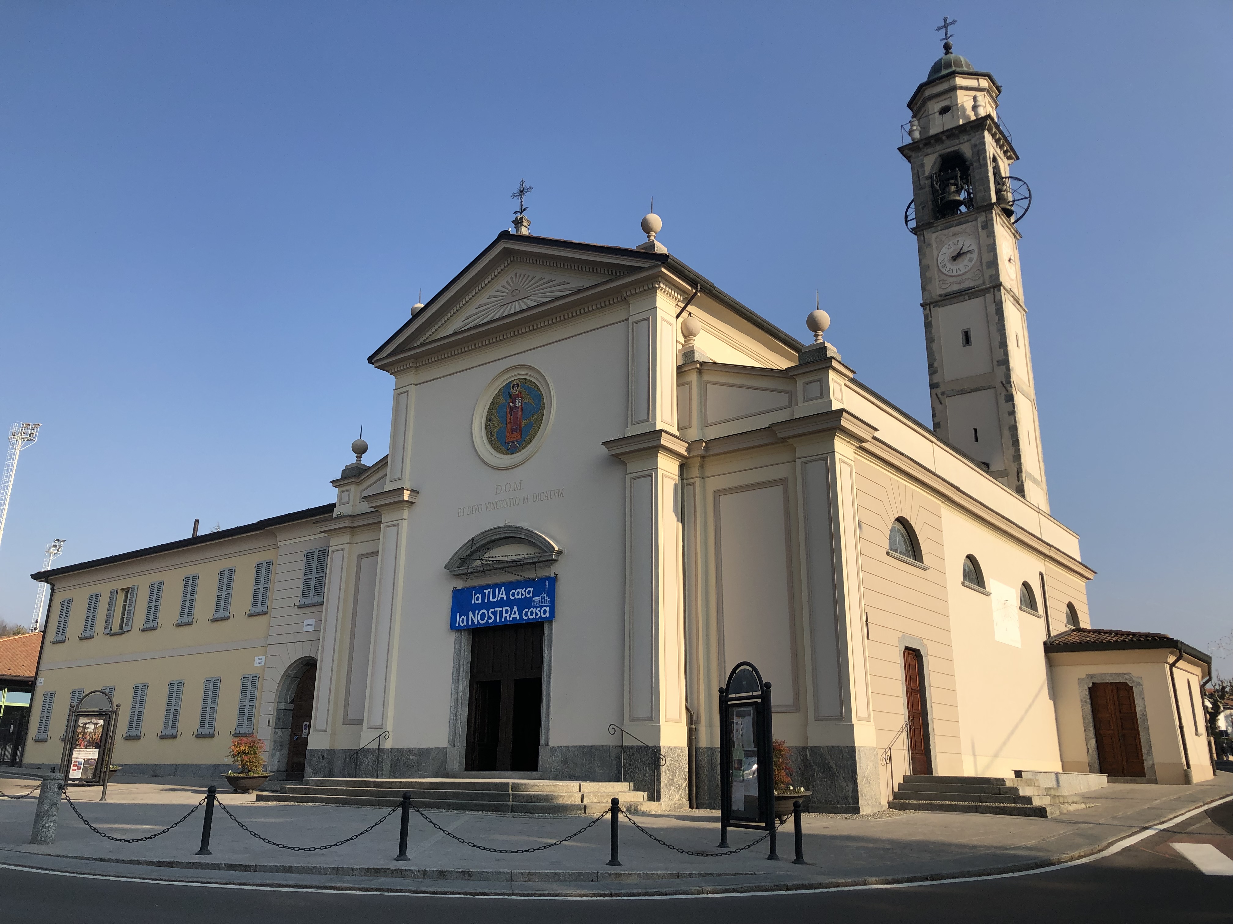 chiesa parrocchiale S. Vincenzo Martire di Cremnago