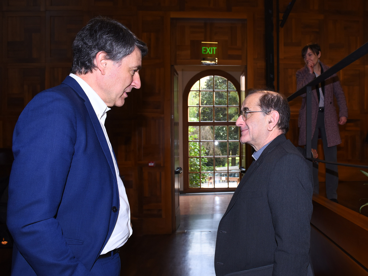 convegno cattolica su corridoi umanitari gualzetti delpini