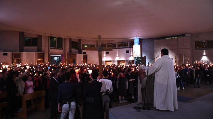 Fatima San Giuseppe della Pace processione aux flambeaux