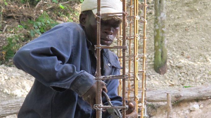 Progetto CASE PER SFOLLATI 06 lavori (armatura dei pilastri)