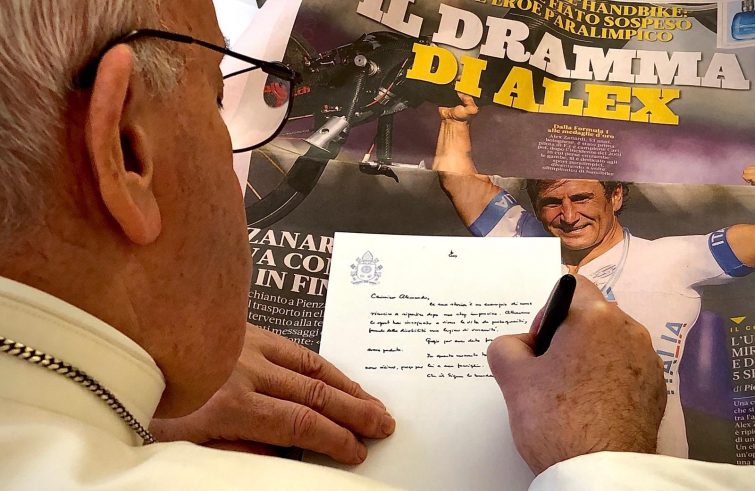 Papa. lettera a Zanardi