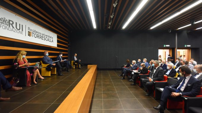 DIALOGO ARCIVESCOVO UNIVERSITA_AABM