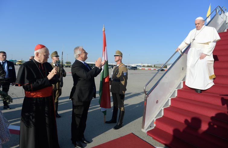 L'arrivo del Papa a Budapest