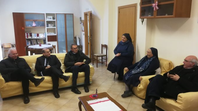 L'accoglienza delle suore di San Vincenzo de' Paoli a Mollas