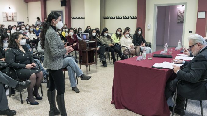 Un momento della serata (foto Nanni Fontana)