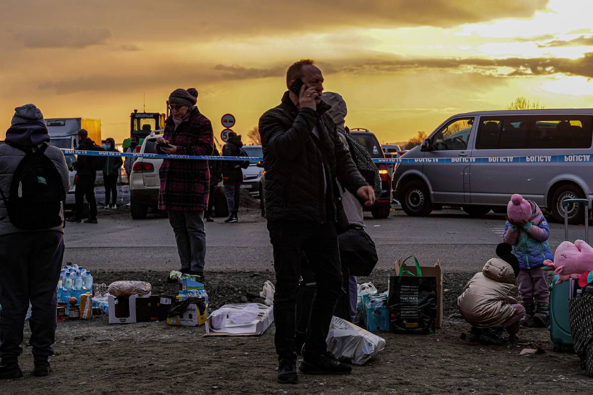 Profughi al confine con la Polonia (foto Caritas Polonia)