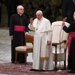 Papa Francesco all'udienza ( foto Sir / Marco Calvarese)