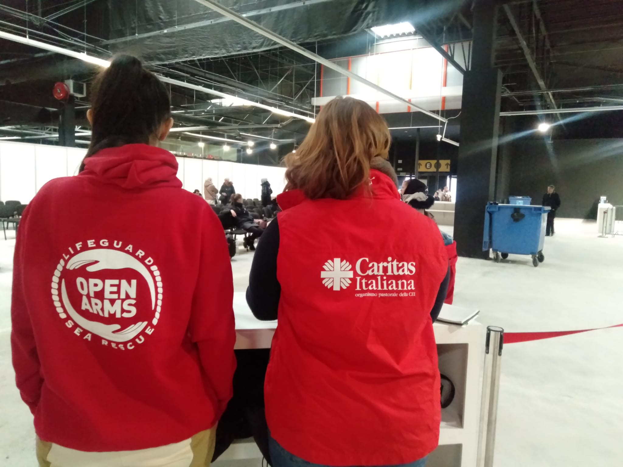 Volontarie in un centro di accoglienza per profughi ucraini a Varsavia (foto C.Boca / Caritas Italiana)