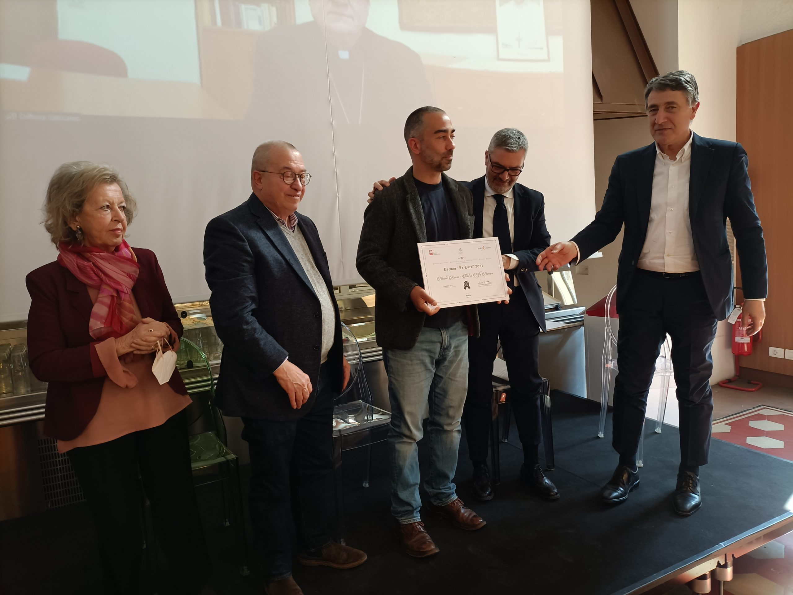 il momento della premiazione Nicola Russo