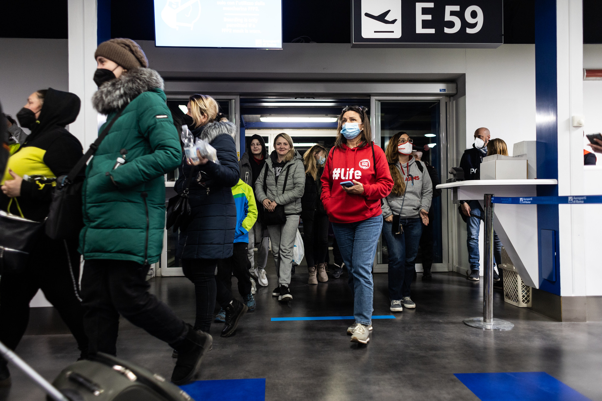 Profughi ucraini in arrivo in Italia (foto Caritas)