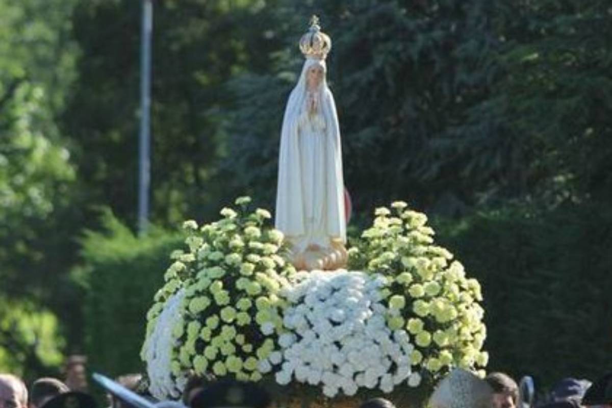 STATUA-MADONNA-FATIMA