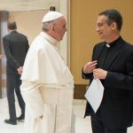 Papa Francesco e monsignor Viganò