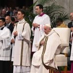 Papa Francesco durante la celebrazione (foto Ansa / Sir)
