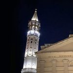 Il campanile di San Nicolò con la nuova illuminazione