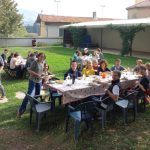 Foto di gruppo nella famiglia "allargata" de «La Cordata»
