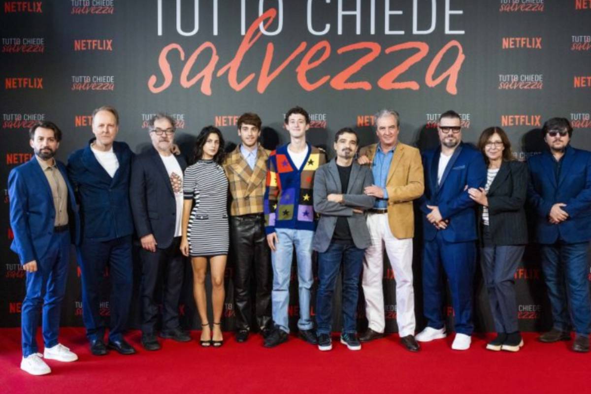 Tutto chiede salvezza