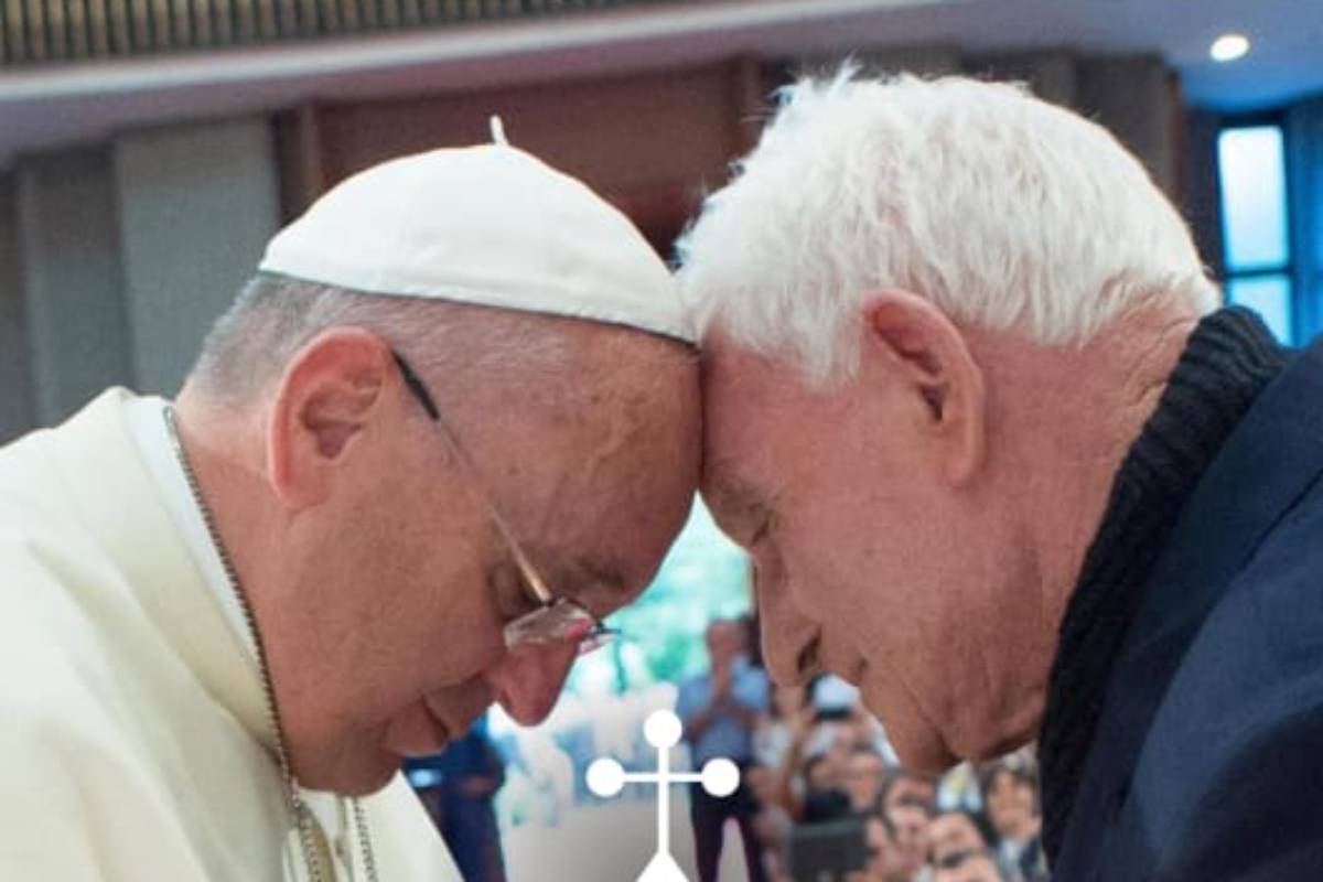 Don Simoni con papa Francesco