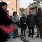 MILANO - L'arcivescovo di Milano ha visitato le case popolari di Giambellino e ha benedetto il quartiere.