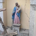 La statuina della Madonna nella Cattedrale di Iskenderun distrutta (foto Caritas Turchia)
