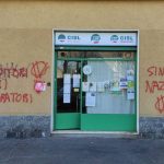 Sede Cisl imbrattata