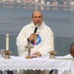 Don Luca Ciotti celebra la Messa