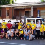 I ragazzi della Masseria davanti alla Villetta di Trezzano