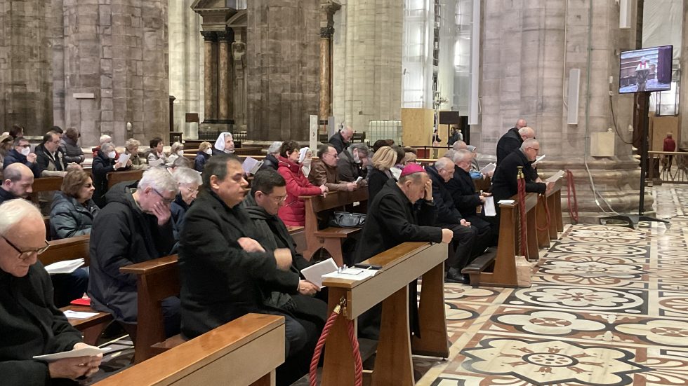 Preghiera in Duomo per la pace