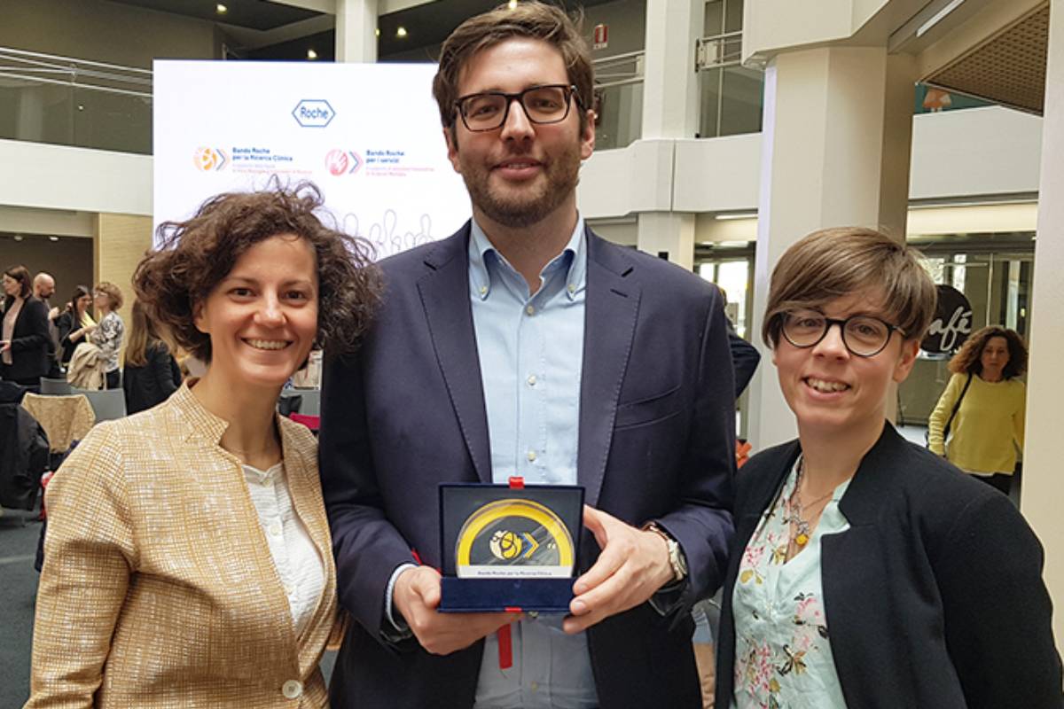 Chiara Arienti, Federico Merlo e Francesca Lea Saibene, i ricercatori della Fondazione premiati