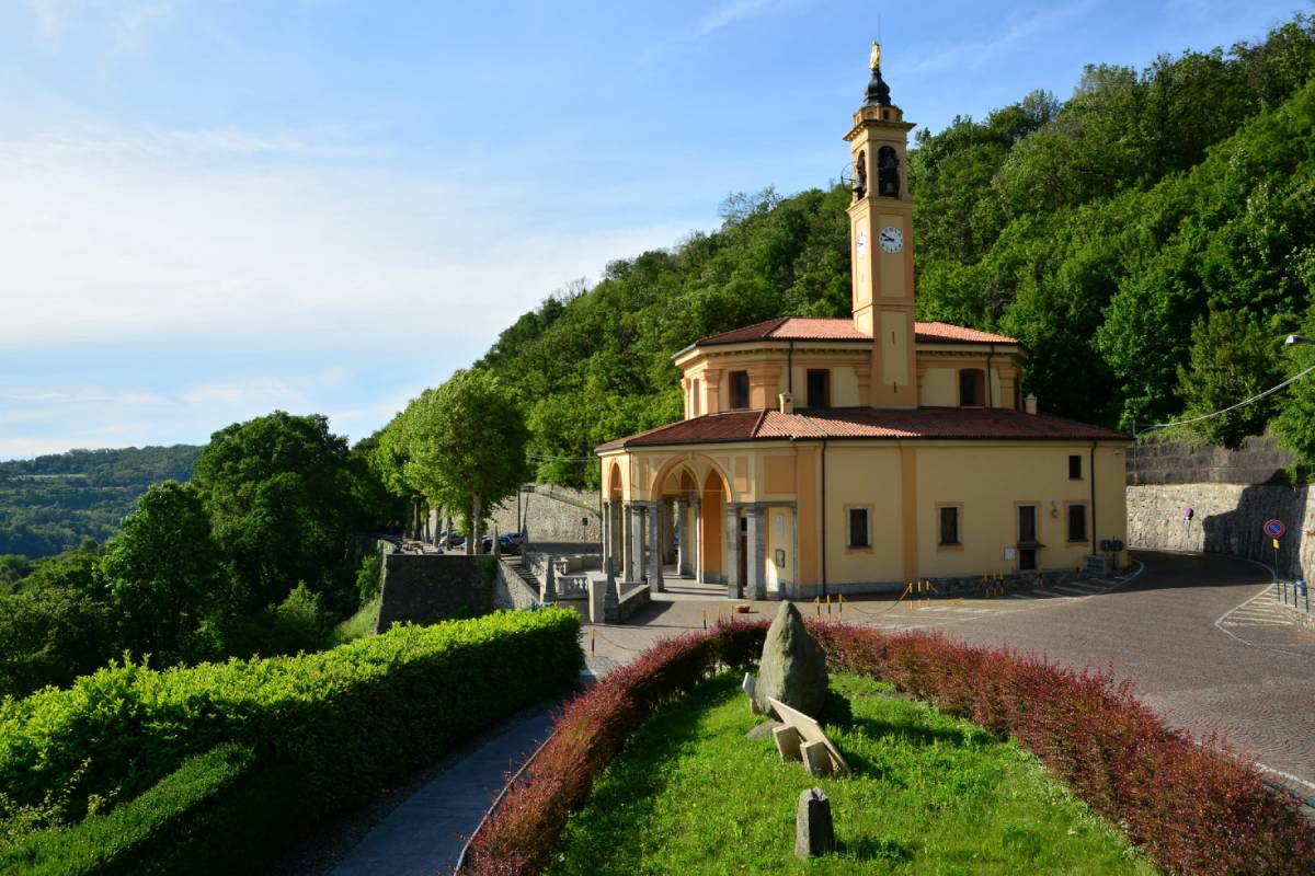 Il Santuario della Madonna del Bosco